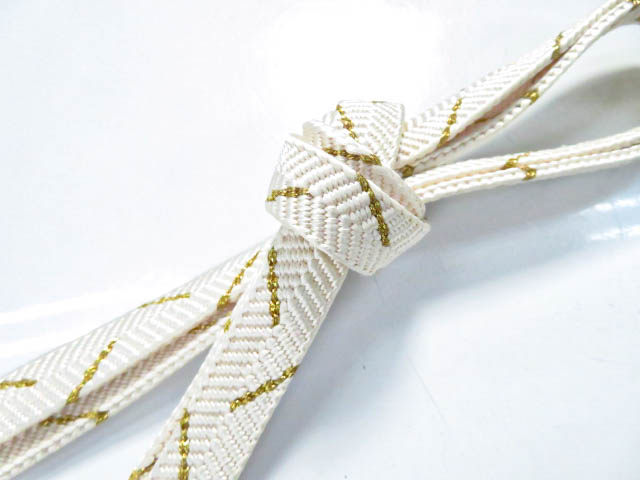 リサイクル　和装小物　帯締め　礼装用　白金　金糸　笹浪組　手組